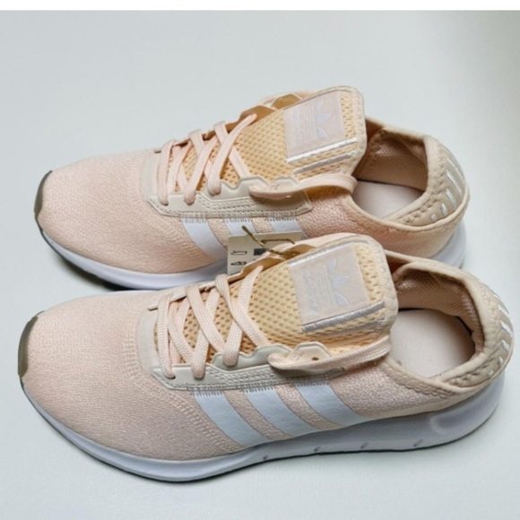 NIB ADIDAS SWIFT RUN X WOMEN’S PINK WHITE BLACK ATHLETIC SNEAKERS EVA MIDSOLE - Picture 3 of 12